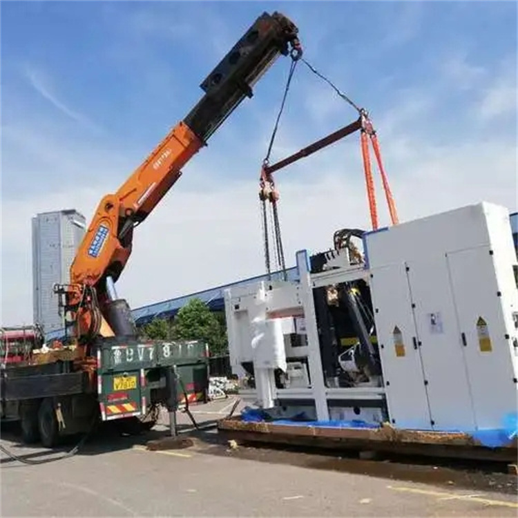 茌平附近小吊车联系方式|8-16吨|本地及时服务